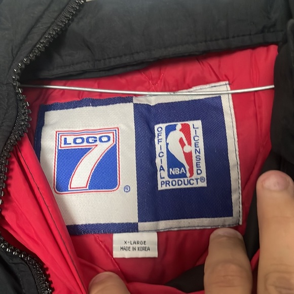 ✅Chicago Bulls Jacket By Logo 7 Authentic 🔥🐂 - Picture 5 of 8